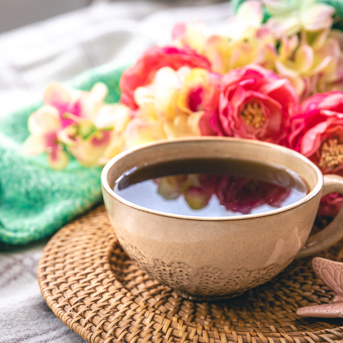 5 Ways Drinking Tea Improves Your Health